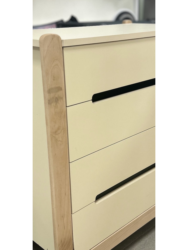 Մանկական կամոդ ՝ Թաթիկ