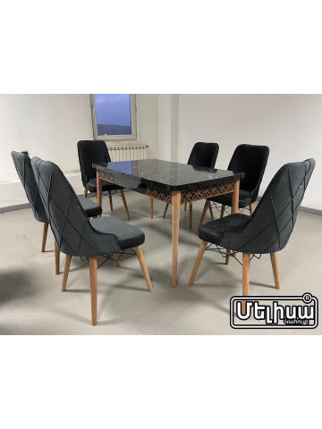  Kitchen table and  chairs Noye
