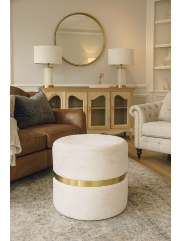 Պուֆիկ Մոչա մեջտեղը ժապավենով